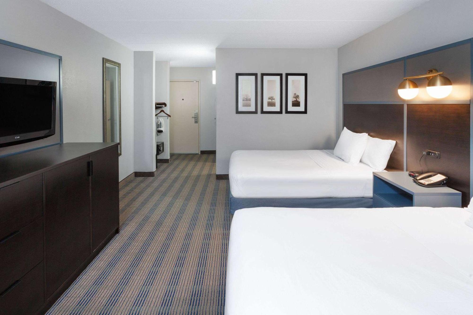 Americinn By Wyndham Пеория Экстерьер фото