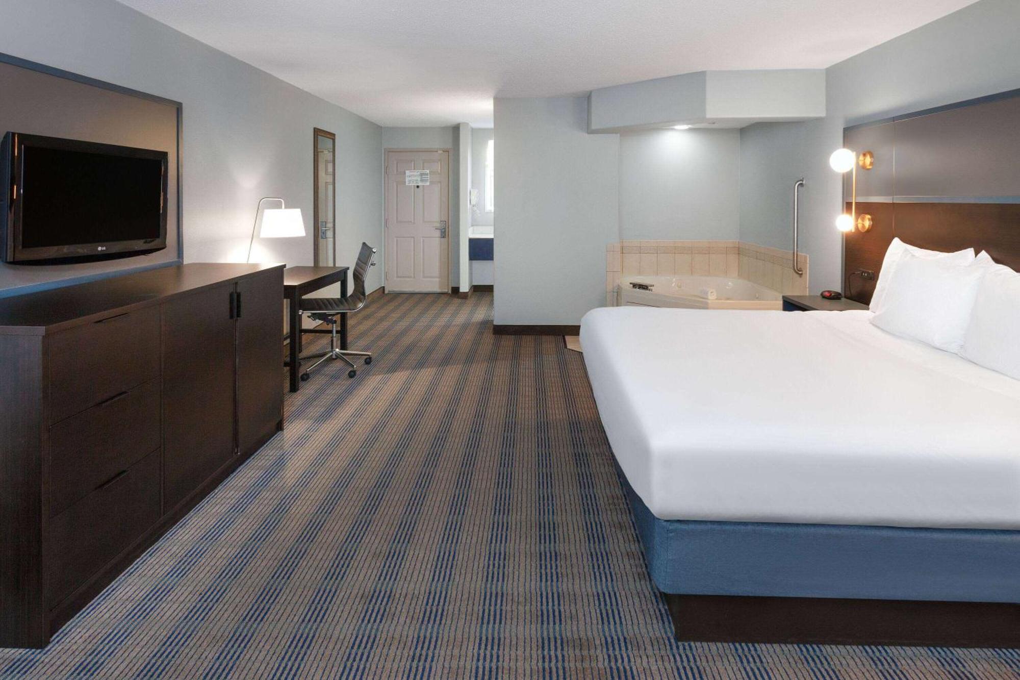 Americinn By Wyndham Пеория Экстерьер фото