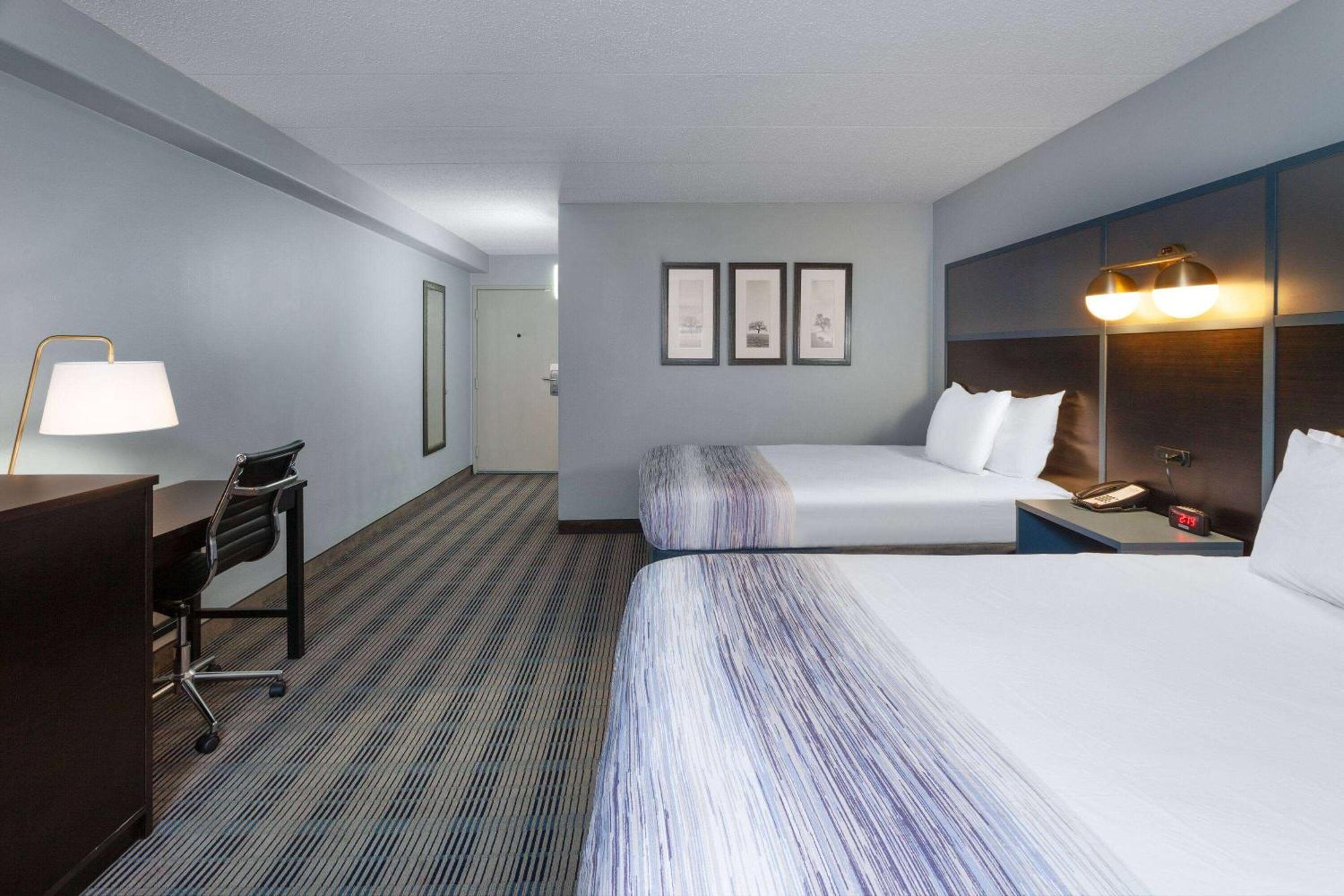 Americinn By Wyndham Пеория Экстерьер фото