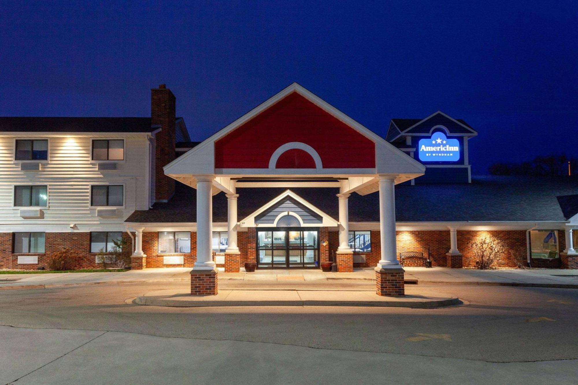 Americinn By Wyndham Пеория Экстерьер фото